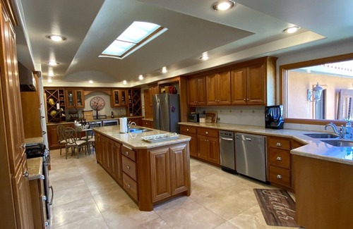 Pope Valley House | Resplendent Villa Retreat in the Wine Country