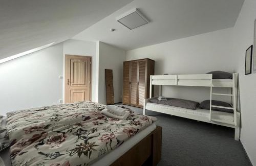 Navsi Apartment | Restaurace Přístav Kostkov