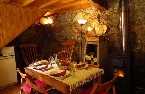 Lazarim House | Restored, rustic and rural mini cottage in typical Portuguese village