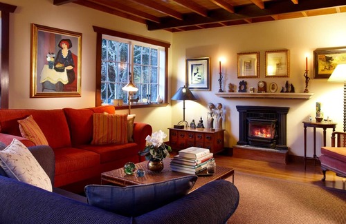 Hira Bed & Breakfast | Retiro Park Lodge