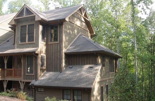 Bear Lake Reserve Condo | Retreat at Bear Lake - Get-a-way - close to Lake Club!