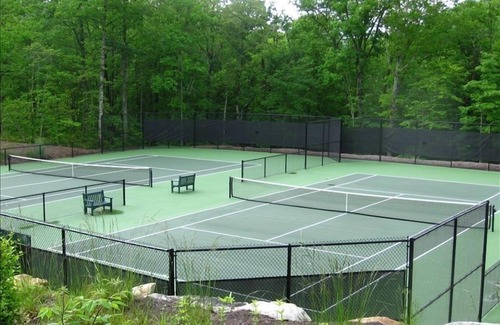 Bear Lake Reserve Condo | Retreat at Bear Lake - Get-a-way - close to Lake Club!