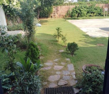 Gurugram House | Retreat by Walias Entire Farm Pet-Friendly Sports
