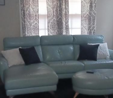 Midfield House | Retreat From The Madness