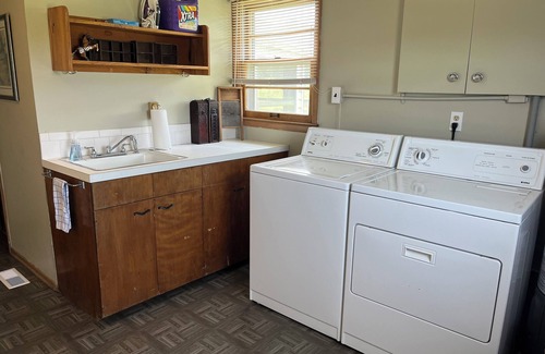 Kingdom City Other | Retreat on the Creek: Home overlooking a backyard lake and the Auxvasse Creek