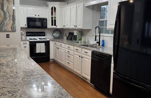 Winslow House | Retreat to the Peak