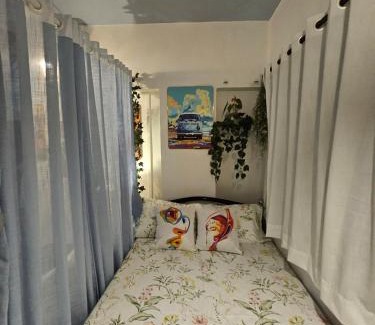 Ranwar Apartment | Retro Bandra - Cozy Comfort in a Heritage Village