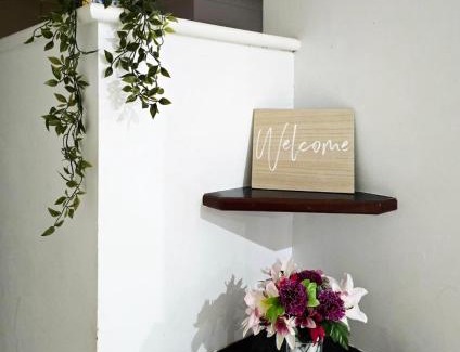Beckenham House | Retro Bar Themed Spacious Studio room