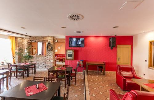 Vrbovec House | Retro Vrbovec