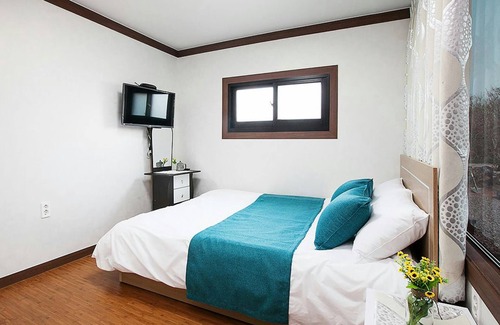 Pyoseon House | Reubang Guesthouse