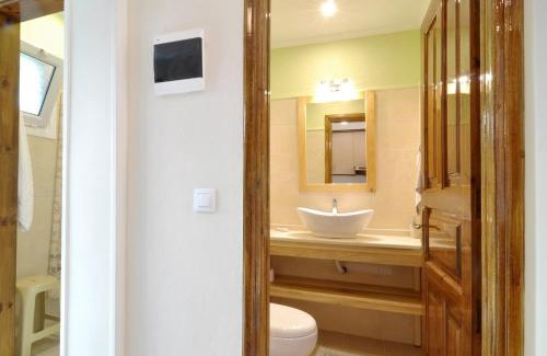 Lakones Apartment | Rhea Complex