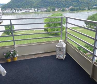 Bad Hoenningen Apartment | Rheinapartmen8 Dependance 8