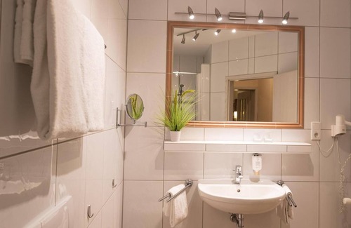 Ruedesheim am Rhein Hotel | Rheinhotel Rüdesheim