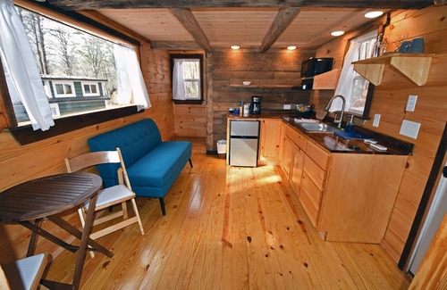 Clarkesville RV Rental | Rhododendron Tiny Home at Bleu Canoe Campground