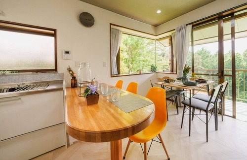 Oshino House | Rhouse 1st A private villa with a natural and g/Minamitsuru-gun Yamanashi