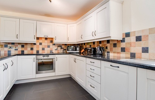 Cemmaes House | Rhyd y Gorlan - Three Bedroom House, Sleeps 7