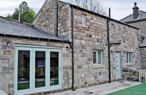 Holestone Moor House | Riber Retreat, Matlock, Derbyshire