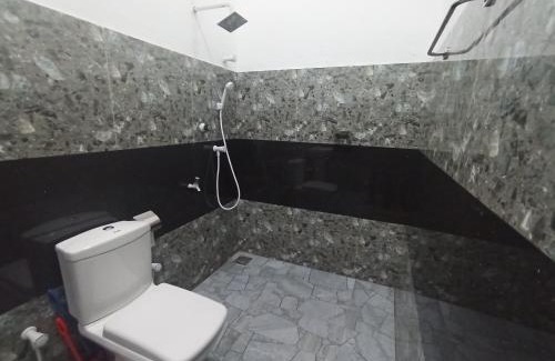 Pottuvil Division 2 Bed & Breakfast | Rice Fields