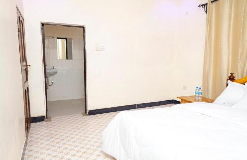 Boma la Ngombe Apartment | Richard's Road Homestay