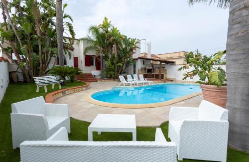 Castelvetrano Villa | RIFLESSI D'AZZURRO - la vacanza dei tuoi sogni