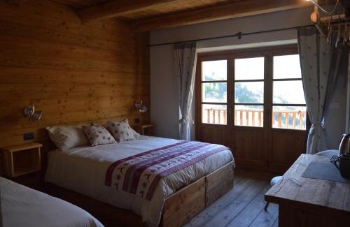 Acceglio Hotel | Rifugio di çhiappera