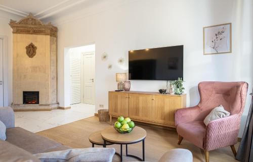 Centrs Apartment | Riga Park view DeLuxe apartment