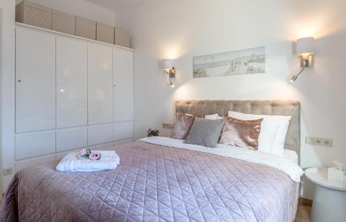 Centrs Apartment | Riga Park view DeLuxe apartment