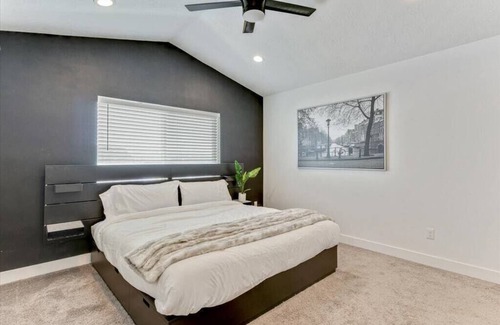 Vineyard House | Right off Freeway, Quiet Neighborhood, King Bed!