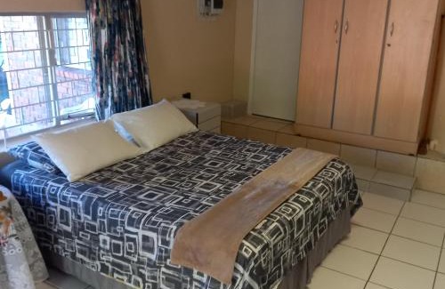 Mtunzini Apartment | Rilli's Inn Studio