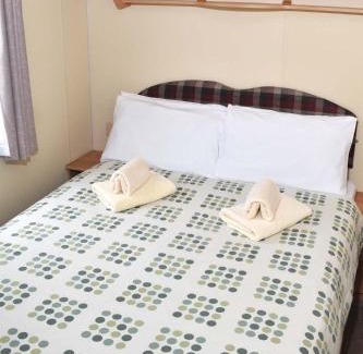 Fiddington House | Rio Gold LC10