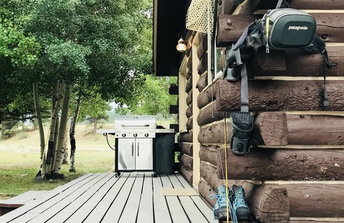 Rio Vista Estates House | Rio Rainbow Cabin. Riverfront Gold Medal Waters.Wolf Creek Ski.Mid Century