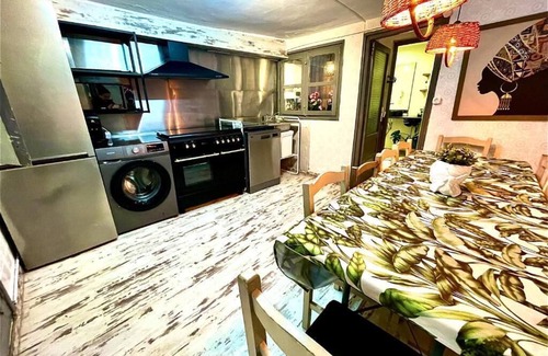 Santa Eulalia Bajera Bed & Breakfast | Riojania La Posada - Family Room