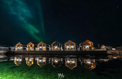 Risøyhamn Apartment | Risøyhamn Sjøhus AS