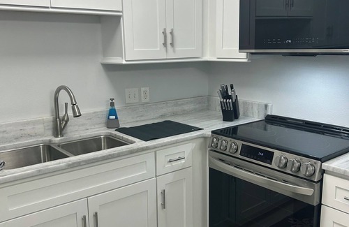 Kingsmill Condo | River Breeze @ Kingsmill - updated 1 bed 1 bath condo - minutes to Busch Gardens