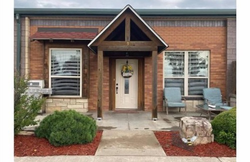 Alma House | River Chase Restful View