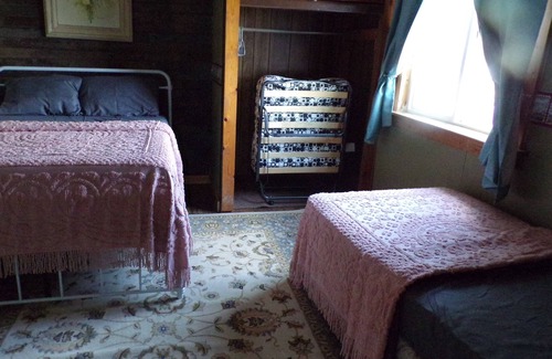 Patterson House | River Cottage Along the Illinois River.