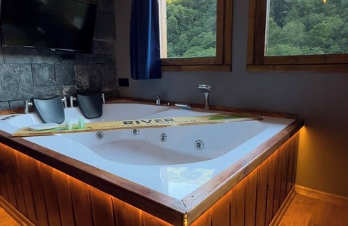 Ayder Hotel | RIVER DELUXE ÇAMLIHEMŞİN