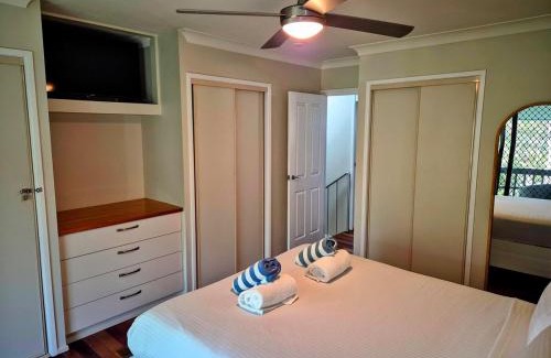 Tewantin Apartment | River front views