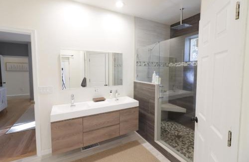 Three Rivers House | River House