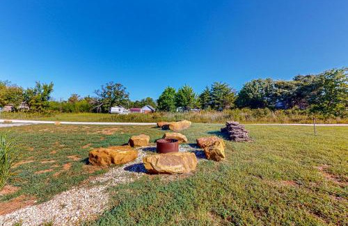 Eufaula House | River Oaks Retreat