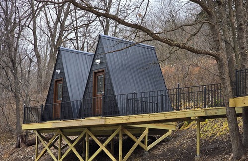 Maiden Rock Cabin | River Pools Cabin - Indoor Pool, Lake Access