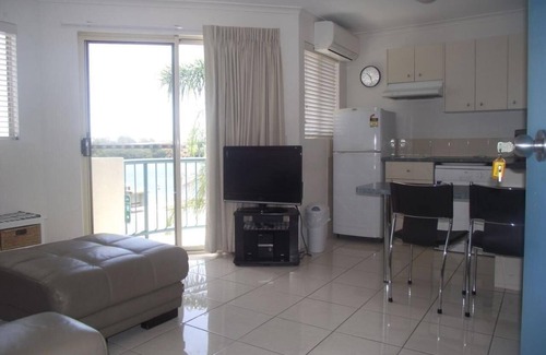 Maroochydore Apartment | River Sands Apartments