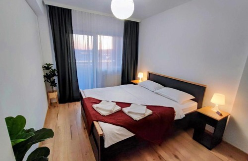 Floresti Apartment | River side apartment with terrace