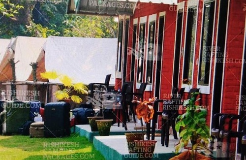 Paliyal Gaon Resort | River Valley Resort
