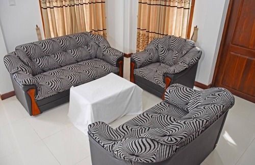 Butawatta Hotel | River Vally Inn