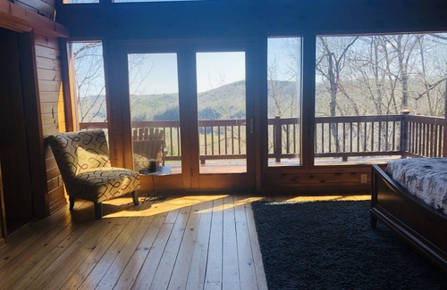 Piney Creek House | River View (Mountain Top)