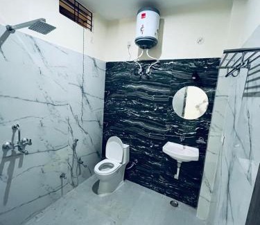 Varanasi House | River view paying guest house