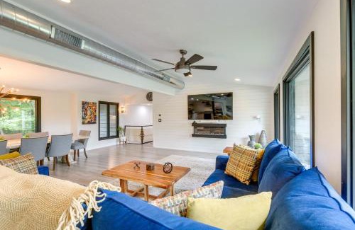 Appleton House | Riverfront Appleton Home with Pool and Boat Dock!