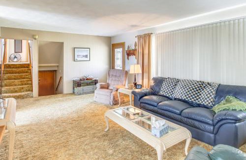 Argyle House | Riverfront Gem with Kayaks and Yard in Montrose!
