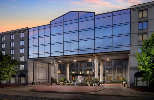 Central Business District Hotel | Riverfront Hotel New Orleans